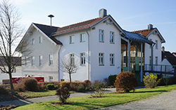 Das Bild zeigt das Bürgerhaus "Unterer Wirt" in Haiming